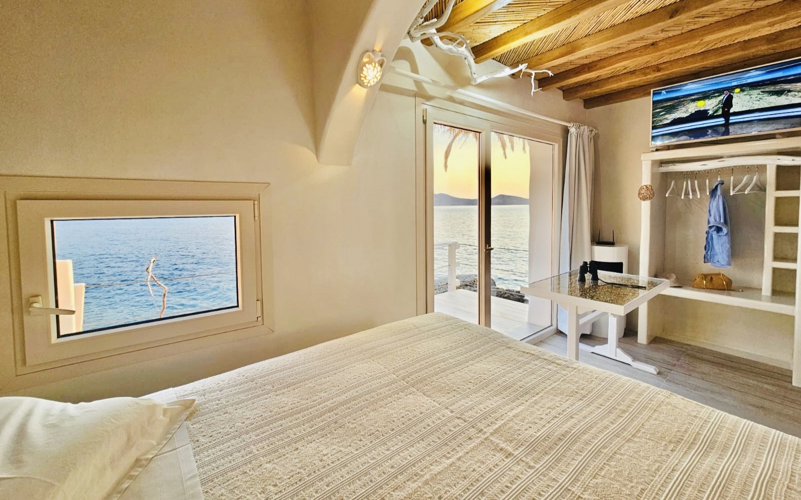 Milos island Cavo Paradiso Ocean House